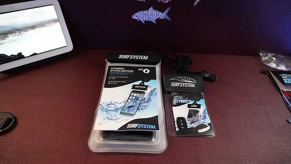 Pochette smartphone stagna IPX8 galleggiante