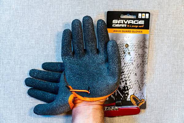 Savage Gear - Guanto protettivo Aqua Guard Gloves - immagine 4