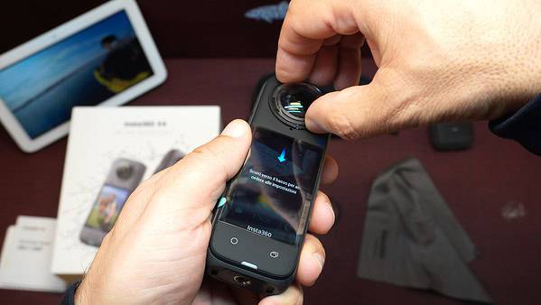 PROTEZIONE LENTE INTERCAMBIABILE